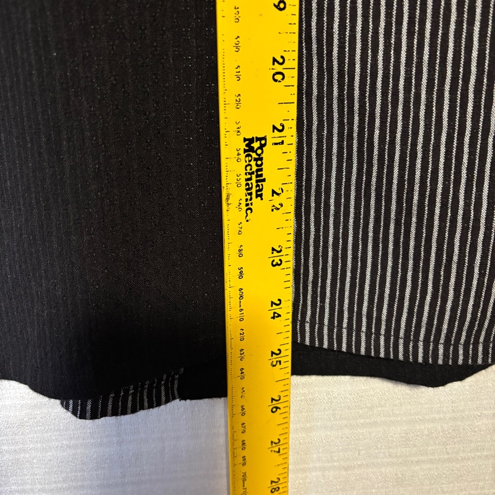 Koret Petite Patchwork Embellished Short Sleeve B… - image 7